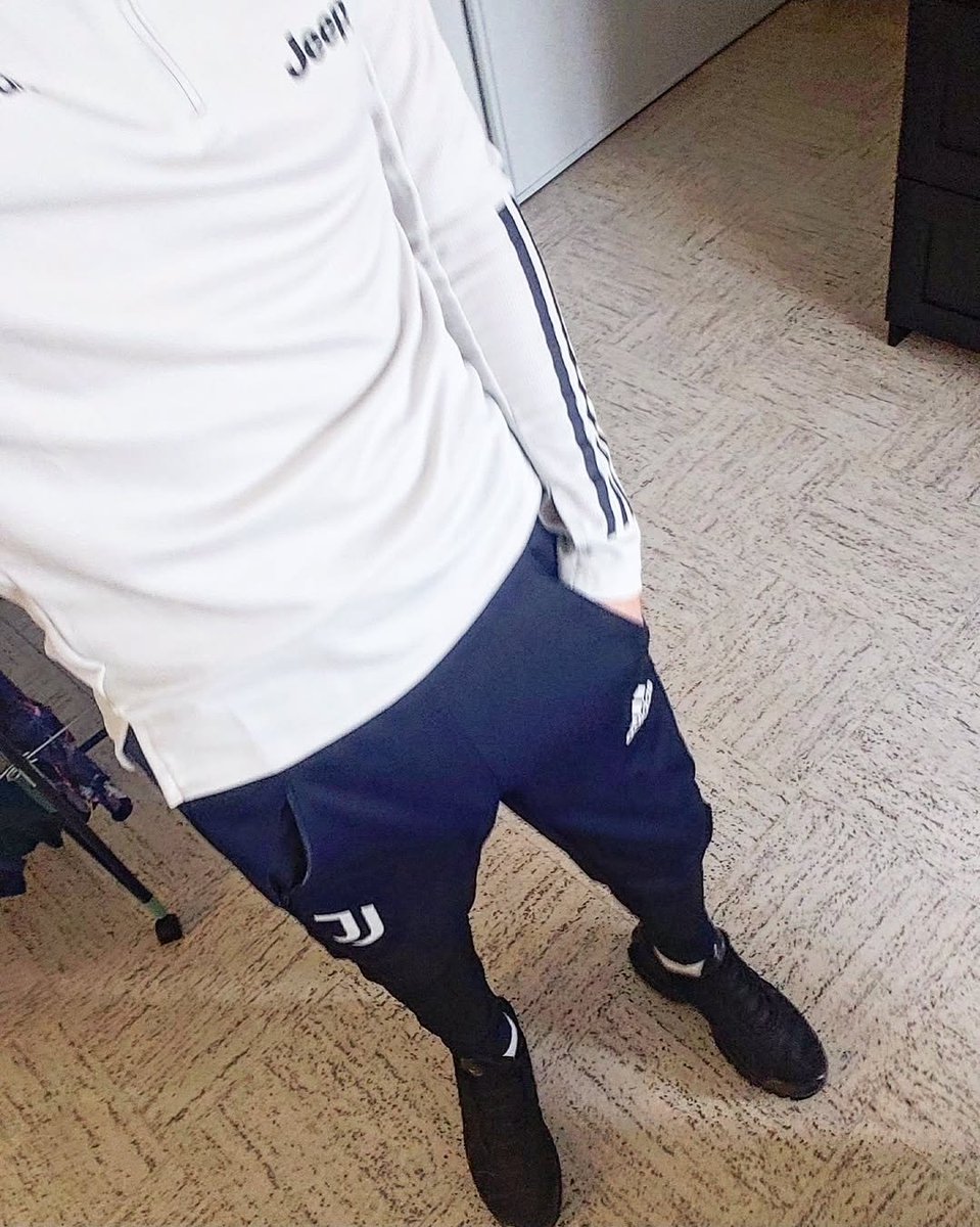 Nelios80 tweet media