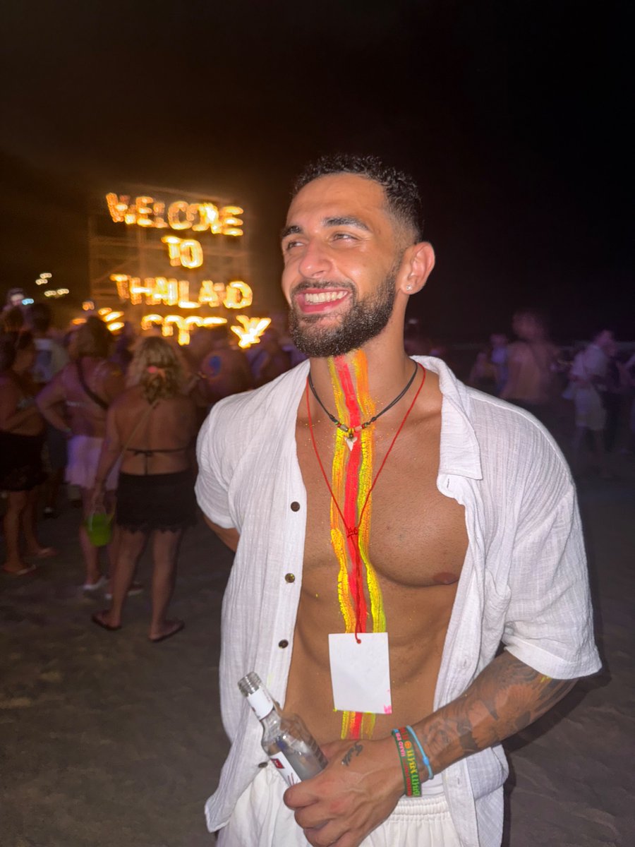 Nikos Andreass tweet media