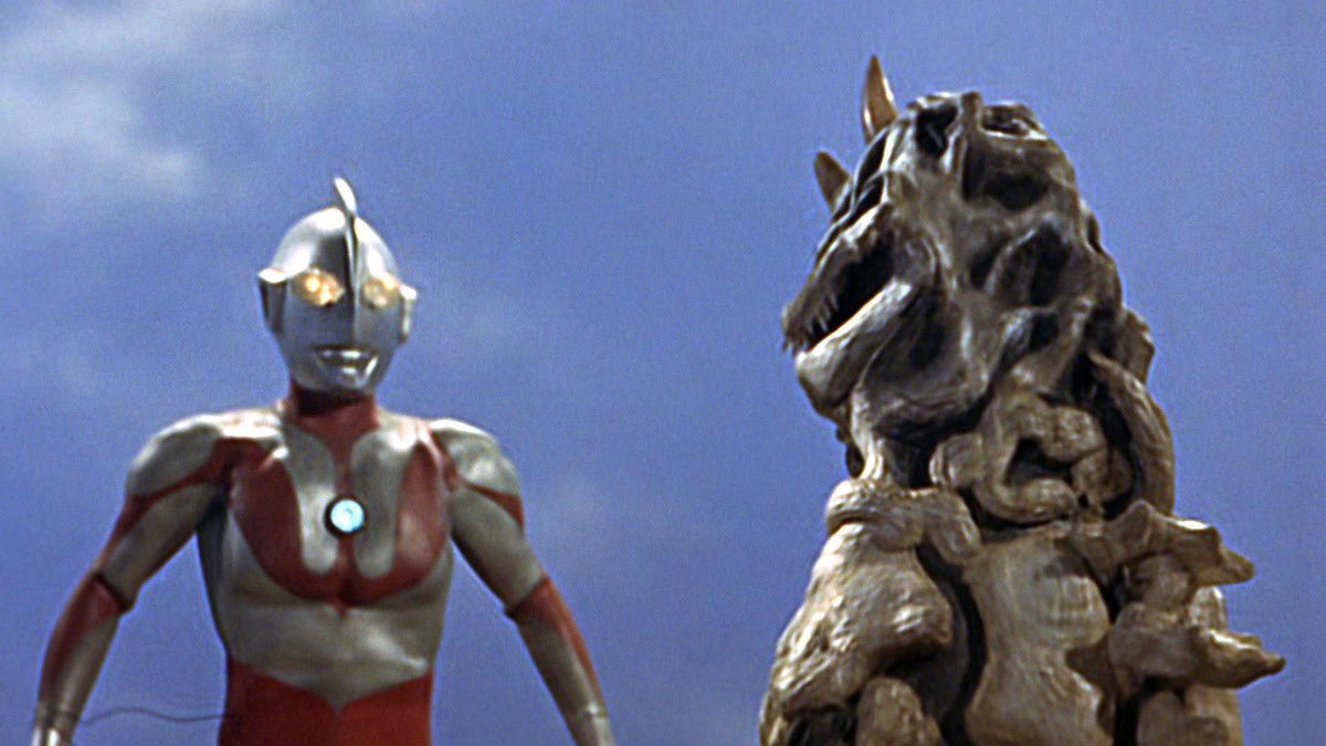 ウルトラマン 怪獣墓場から来た亡霊怪獣シーボーズが地球にやってきた