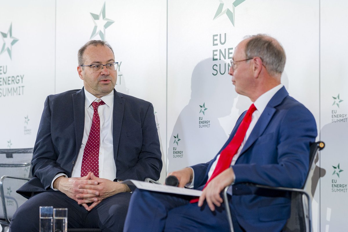 ebsummiteurope's tweet photo. Integration of Urban Climate Neutrality at #EES2026!

In this exclusive interview, Patrick Anthony Child, Deputy Director General at DG ENV, European Commission, joins Andy Bounds from Financial Times to discuss how European cities can lead the way to climate neutrality by 2030.

They explored how urban climate strategies integrating energy efficiency, electrification, renewable energy, and mobility can drive sustainable change, and how lessons from leading cities can help replicate success across Europe.

Don’t miss a moment! Watch the livestream here: https://t.co/FDeD2qWcnn