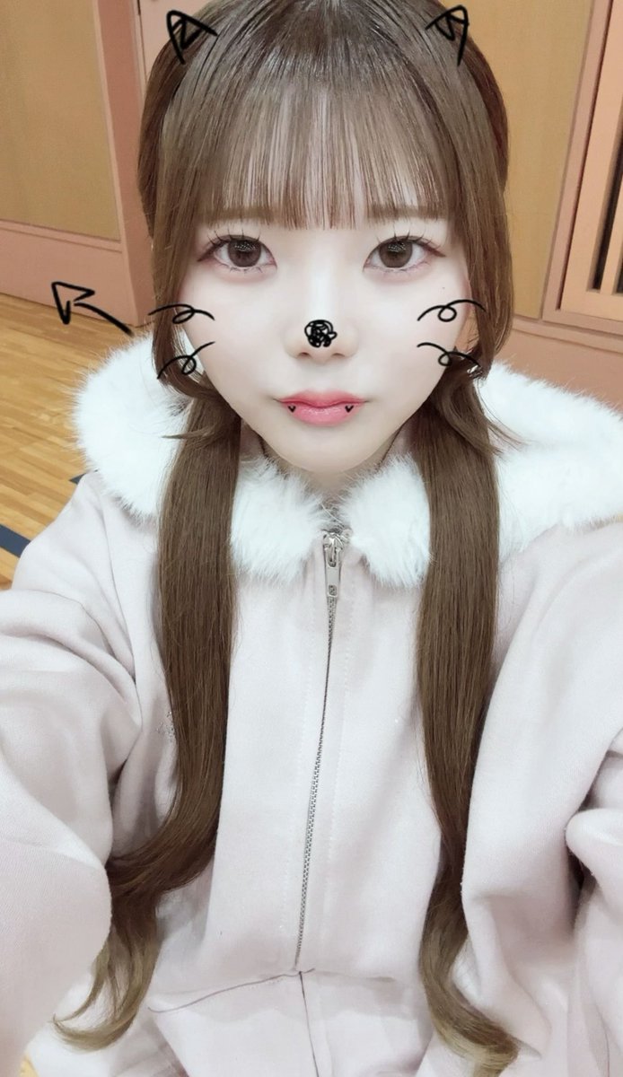 1O25___s2's tweet photo. 学校行ってきた

#自撮り界隈 #自撮り界隈さんと繋がりたい  #いいね返し https://t.co/HBgPDH4NHQ