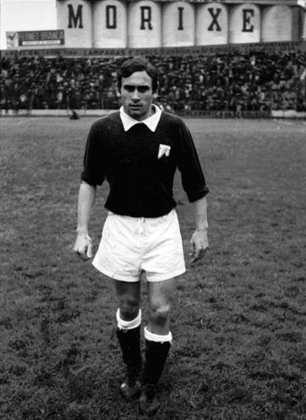 Centrojas's tweet photo. El Goma de Caballito https://t.co/QlhnA8jX8E