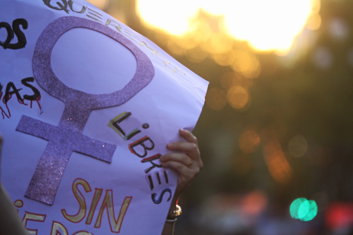 AlertCops tweet media