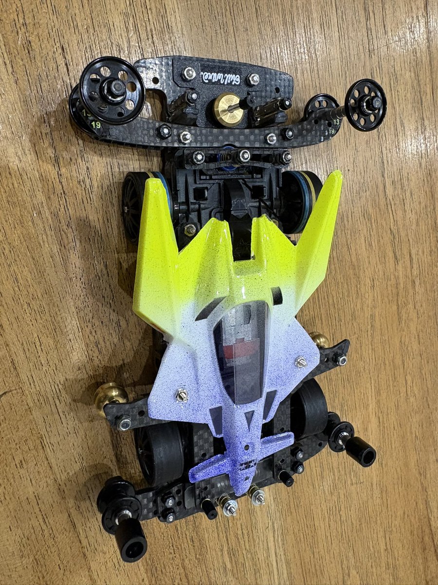 けつまん tweet media
