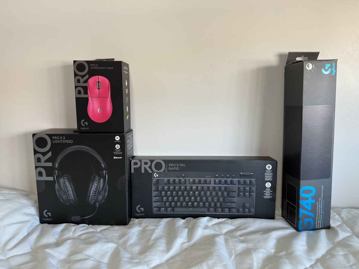 RED sanc tweet media