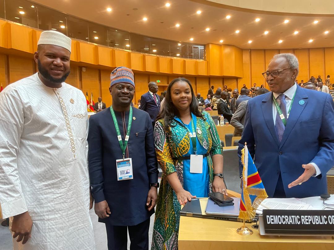OPDD_Asbl's tweet photo. 📍À Addis-Abeba ! L'#OPDD participe au 39e Sommet des Chefs d’État &amp; de Gouvernement de l'Union Africaine. 🇪🇹

Nous portons la voix des paysans pour une Afrique résiliente et une agriculture durable. 🚜🌱

#SommetUA #AUSummit #AddisAbeba #DéveloppementDurable #AgriBusiness https://t.co/TRch25som2