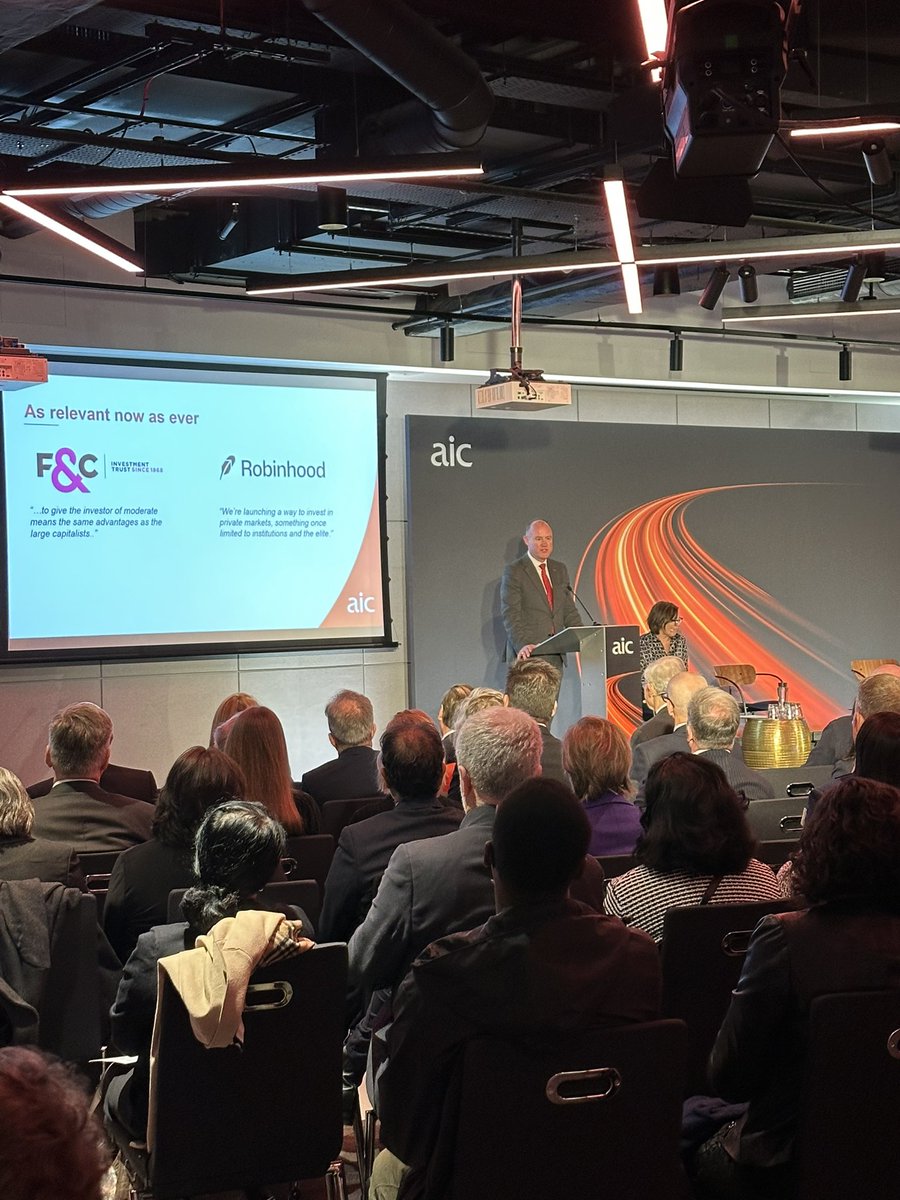 Vanessa Booth tweet media