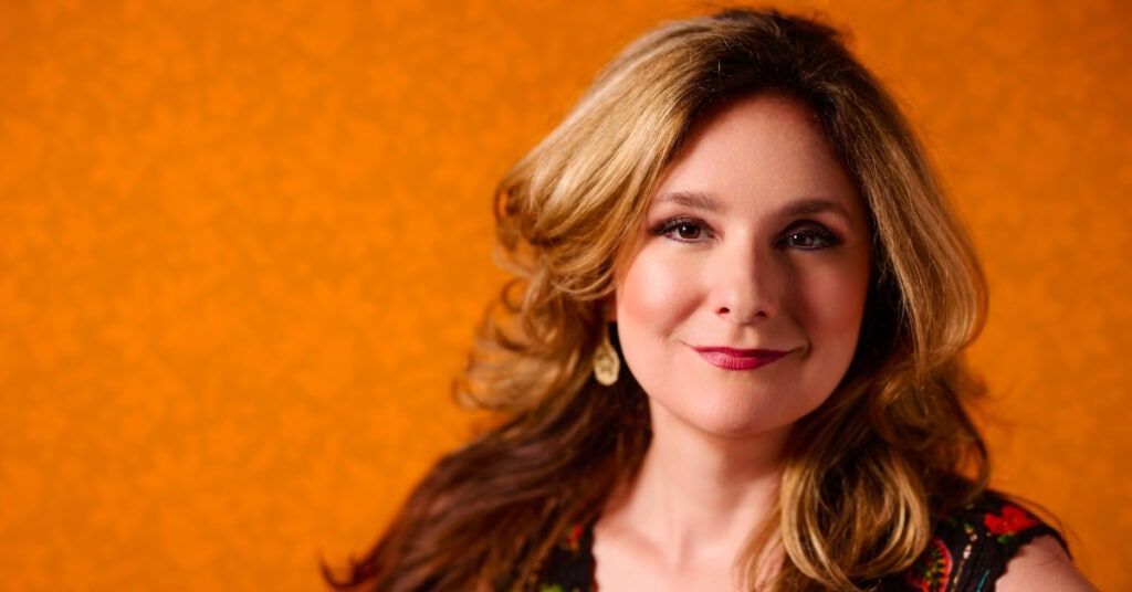 Now Entertainment tweet media