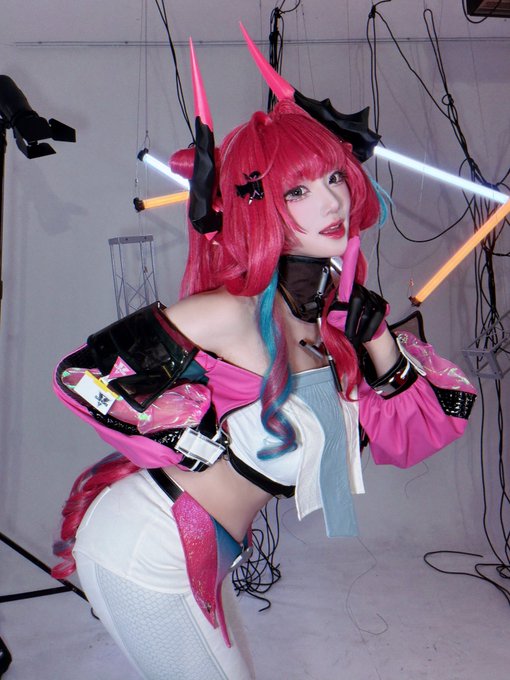 Twitterのコスプレ画像2