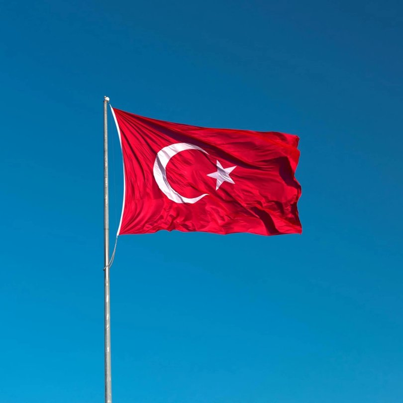 bpthaber's tweet photo. ABD Savaş Bakanı Hegseth: (Türkiye hava sahasına düşen füze hk.)

"Söz konusu görüşmeden haberdarız, ancak bunun 5. Madde kapsamındaki herhangi bir müdahaleyi tetikleyeceği yönünde bir düşüncemiz yok."

— NATO'nun 5. maddesi, bir üyeye yapılan saldırının tüm ittifaka yapılmış sayıldığı kolektif savunma ilkesidir.