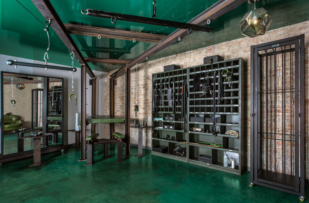 LUXurious Sins tweet media