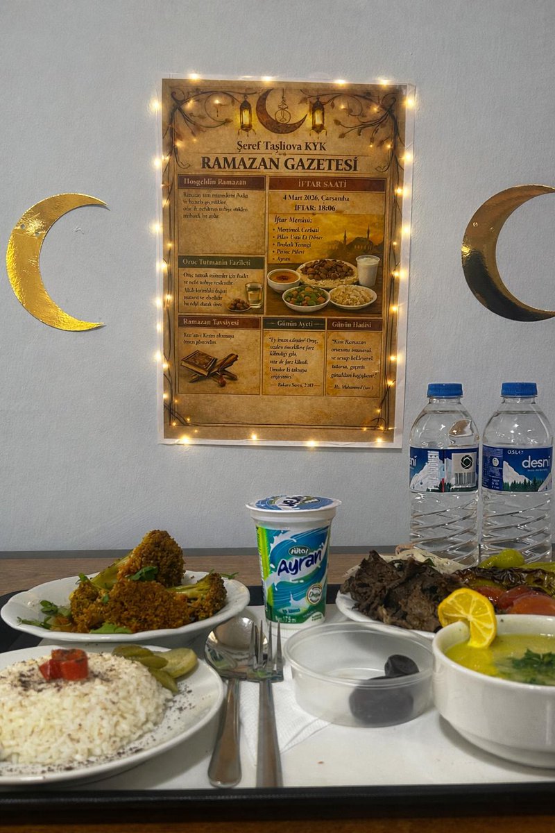 GSB_KYGM's tweet photo. Günün iftar menüleri;
 📍 Trabzon yurtlarımızda kalan 14.805 📍 Erzincan yurtlarımızda 8.505 ve 📍 Kars da  6.046 öğrencimize afiyet olsun, bereketli iftarlar dileriz.

#YurdumdaRamazan https://t.co/DtG9NAnbf4