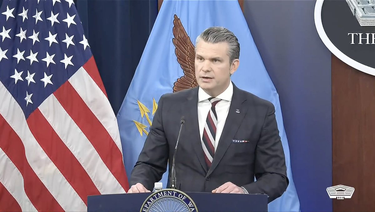 visegrad24's tweet photo. BREAKING:

A U.S. submarine sank an Iranian military corvette off the coast of Sri Lanka, US secretary of War Hegseth confirms.

"Yesterday in the Indian Ocean, an American submarine sank an Iranian warship that thought it was safe in international waters. Instead, it was sunk by a torpedo."

Sri Lankan authorities reported that 32 people have been rescued so far and several bodies have been recovered from the water, Reuters reports.