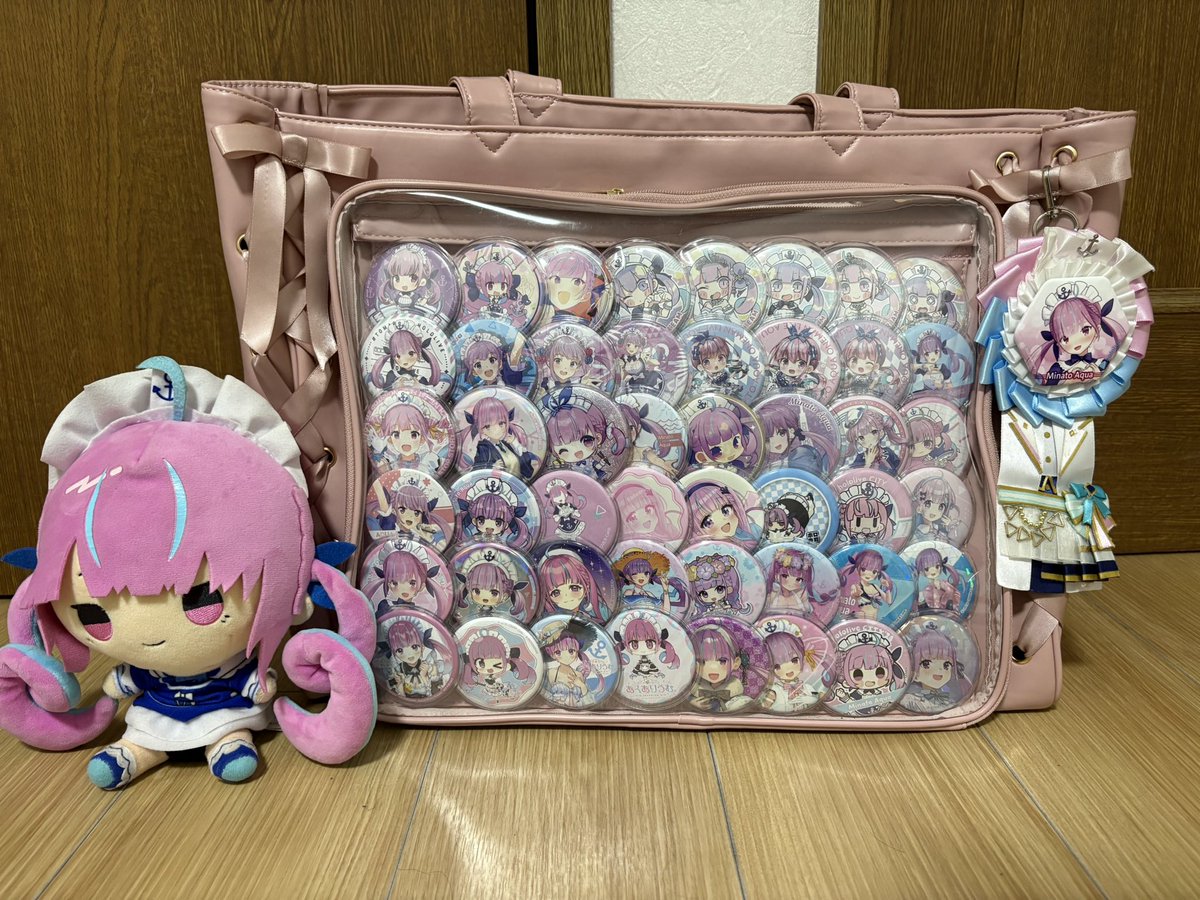 あ、正式紹介は出来ていませんでした！ あくたんの歴代缶バッジ痛バ(6