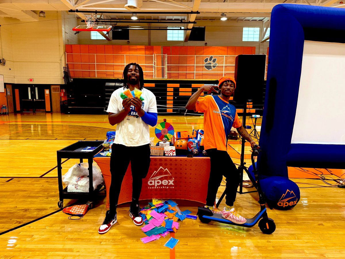 ApexLeadershipCo-NC tweet media