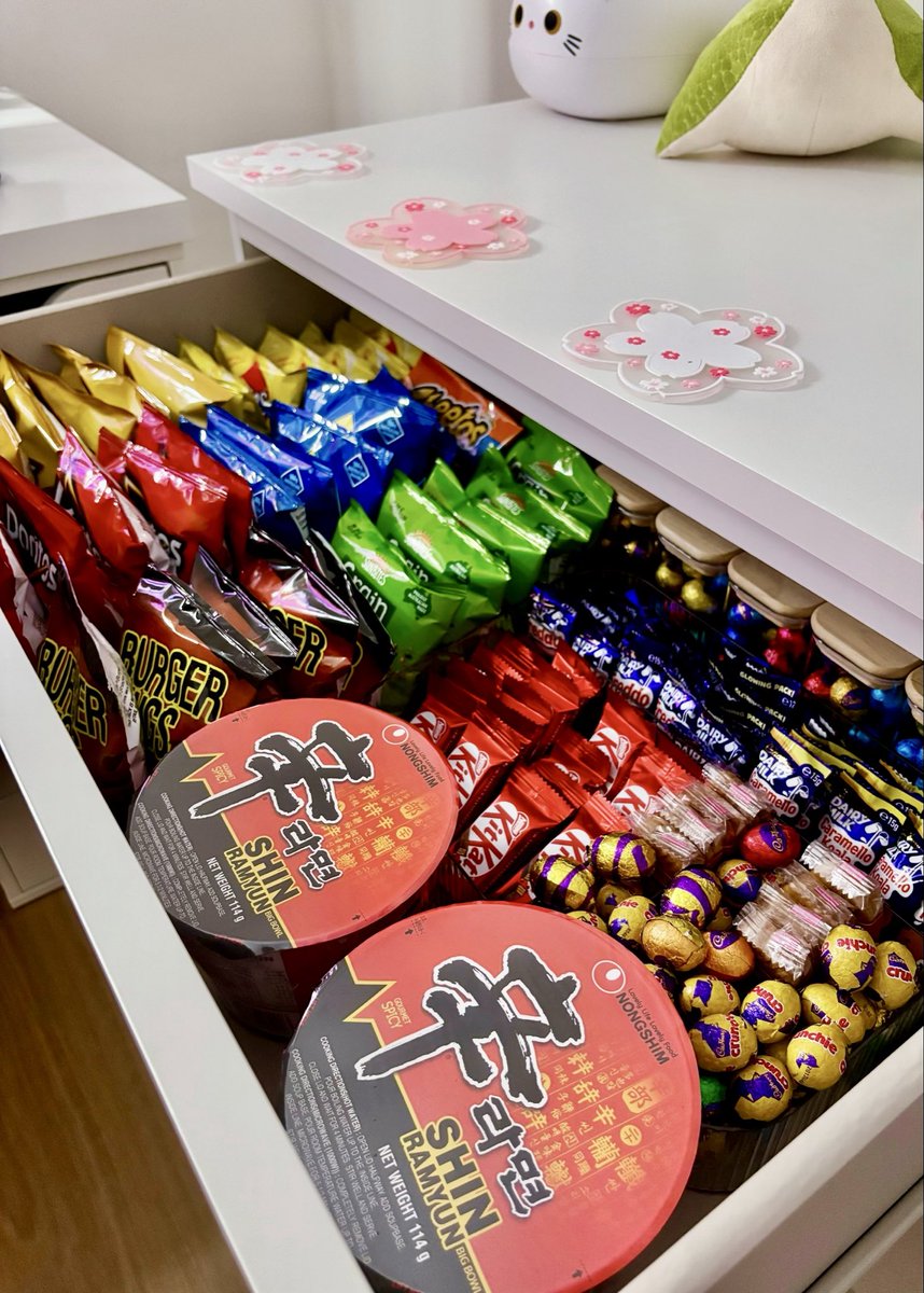 𝐗 𝐄 𝐑 𝐀 𝐅 𝐄 𝐍 𝐀 🎀 tweet media