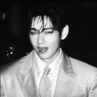 Hello, my alien, 우린 서로의 mystery (yeah, yeah)
그래서 더 특별한 걸까? Oh