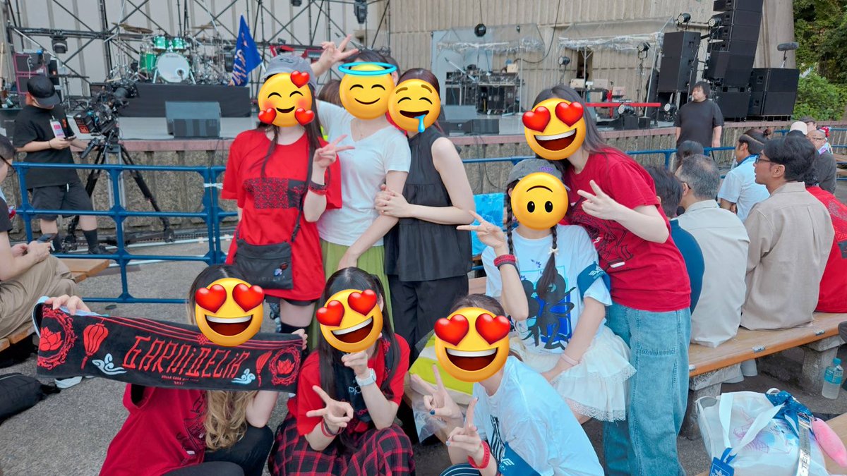 mikasaarumin's tweet photo. こん時、本当に同窓会だったなぁ()
また笑って会える日はくるのかしら。🦭💭 https://t.co/qcoSJfnrpK