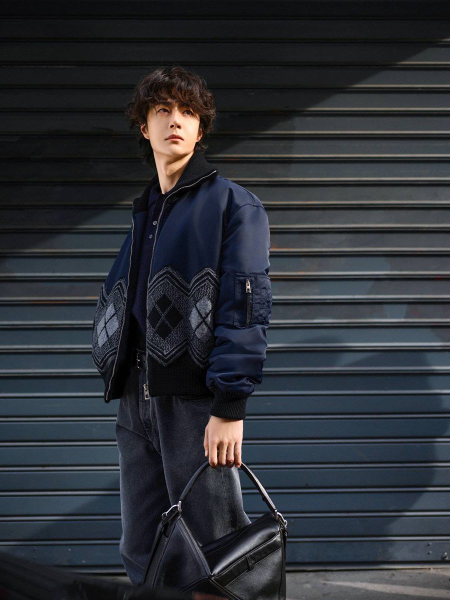 Loewe เซตนี้เท่จริง อยากเห็นคอลใหม่แล้วอ่ะ
#LOEWEFW26
#WangYiboxLoewe #WangYibo 
#PFW #ParisFashionWeek