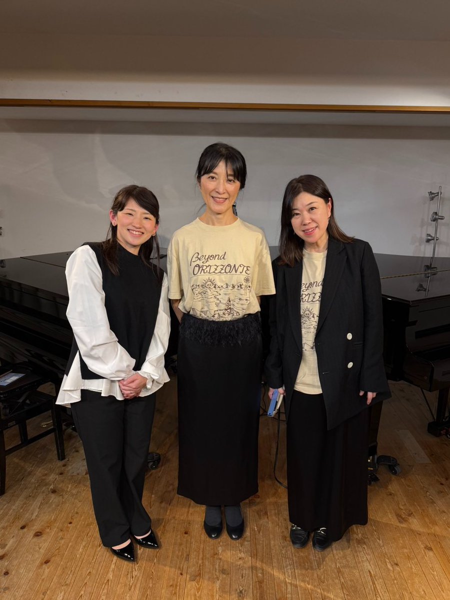 musicengine_tw's tweet photo. 東野美紀(@mkhgsnofficial)による2台ピアノのコンサート
「Beyond ORIZZONTE」

ご来場いただきましたみなさま、ありがとうございました。

2つのピアノの音色、お話、そして東野さんの歌声を通して、まるで東野さんのお人柄がそのまま音となって届いたかのようなコンサート。
一緒に素敵なひとときを過ごすことが出来たこと、とても嬉しく思います。

またご入場や物販の際にはご不便をおかけしたところもあったかと思いますが、みなさまのご協力に助けられました。
ありがとうございました。