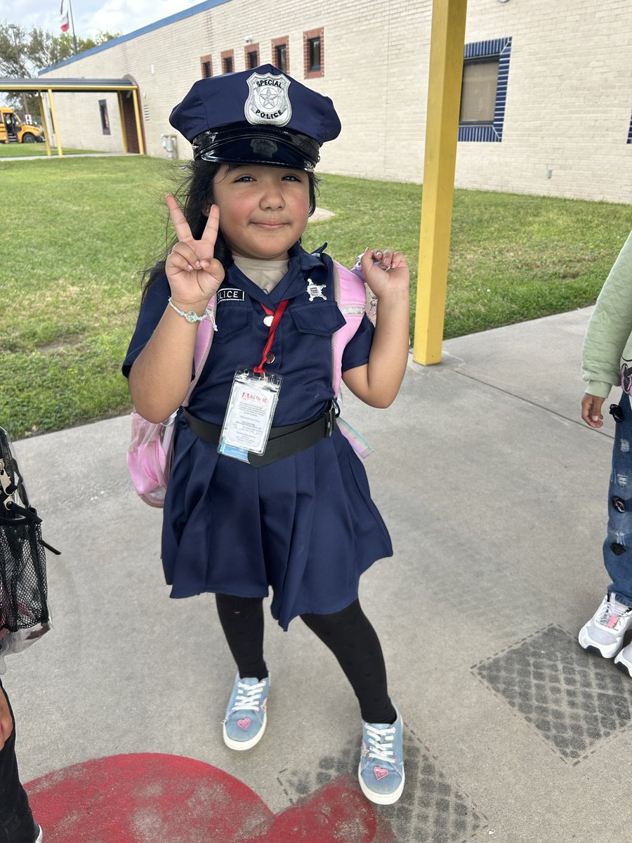 Arica Buckley tweet media