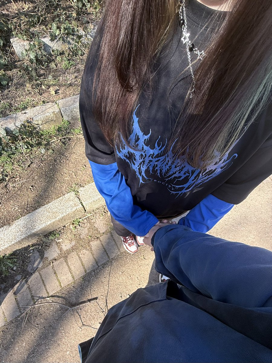 D8 Visulk tweet media