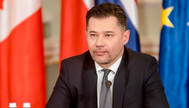 𝑬𝒗𝒆𝒍𝒚𝒏𝒆 𝑳 🇫🇷 🇺🇦 🇪🇺 tweet media