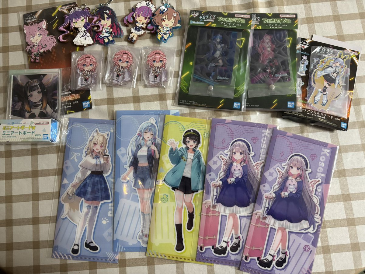 あまりのグッズの「交換」を受け付けます！ 写真のものは全て被りです