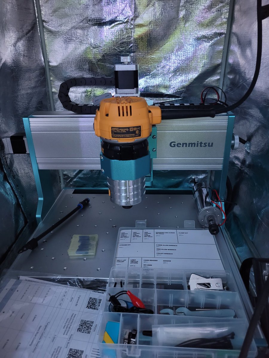 AtomBomb347 tweet media