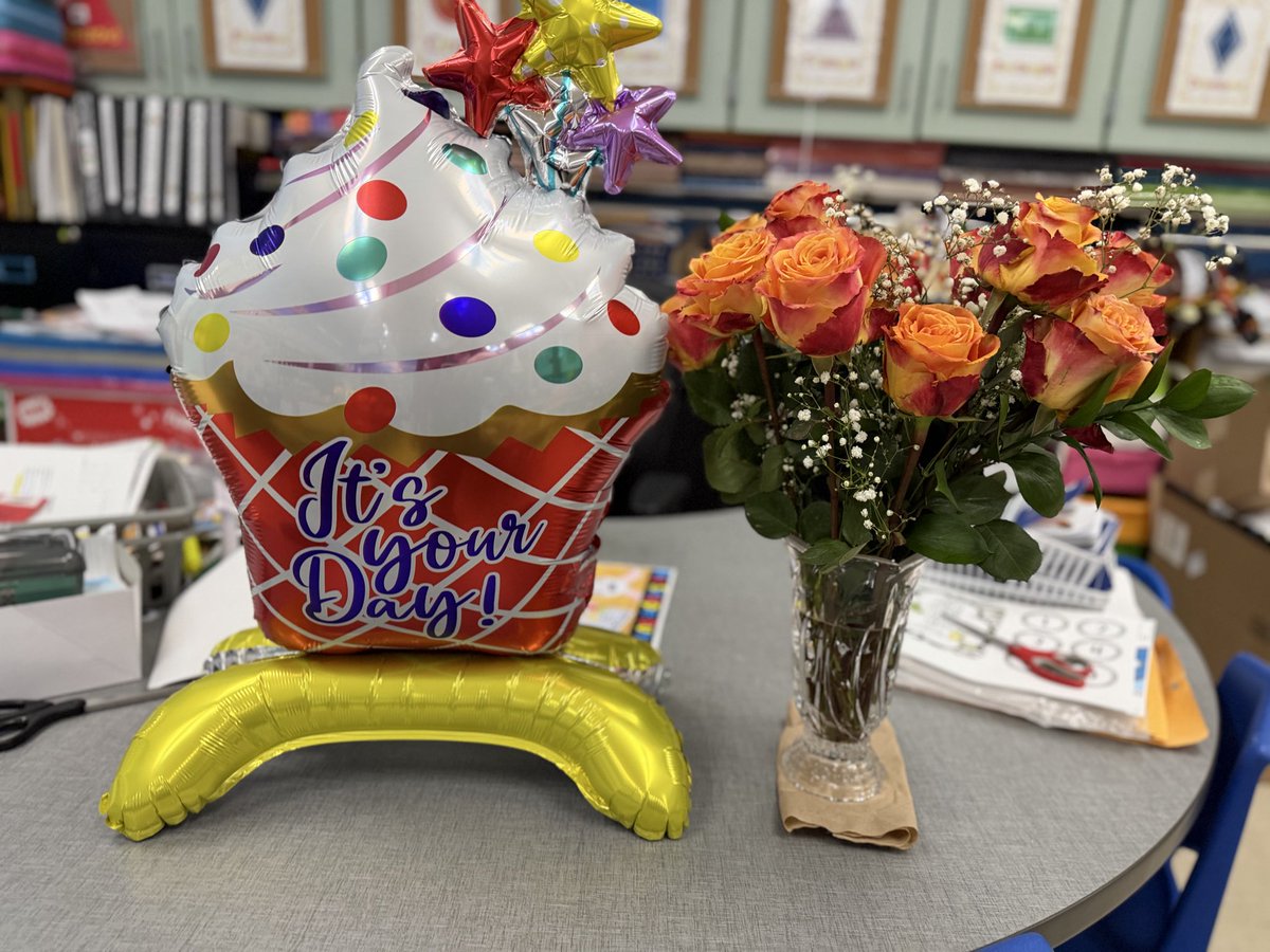 Kind in Kindergarten (M.Ed) tweet media