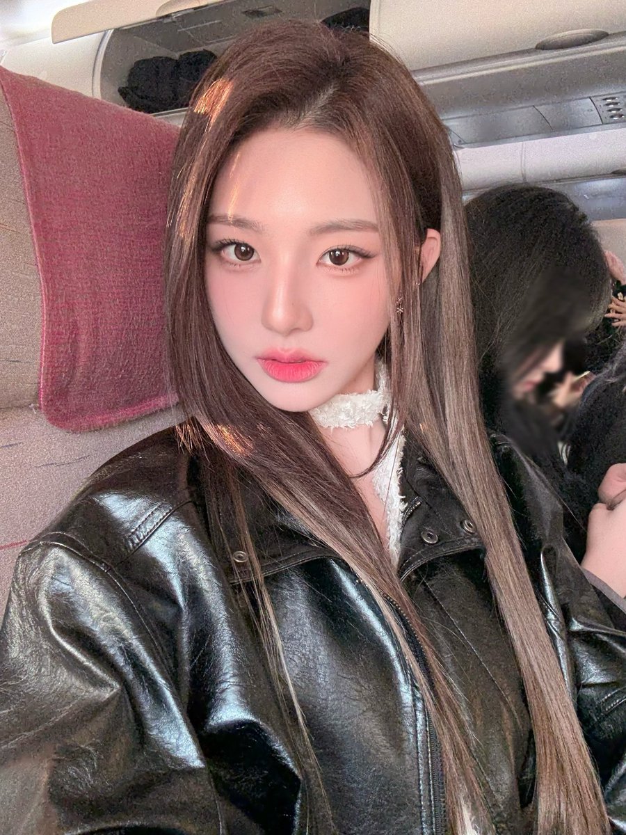 bellaksmxv's tweet photo. 260304 #신위 프롬 (1) https://t.co/1LVUMkrOK4