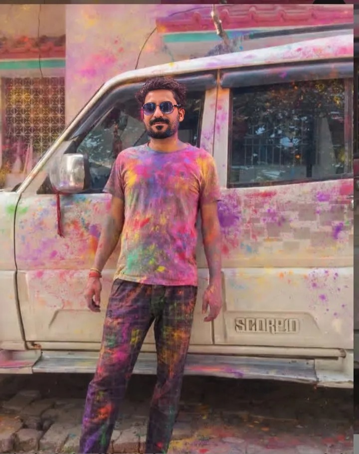 Shamshera8176's tweet image. रंगों का ये त्योहार आपके जीवन में खुशियों की बाहर ले आए।
#Holi #BeautifulYou #smilemore #HappyHoli #viralpost #TrendingNow