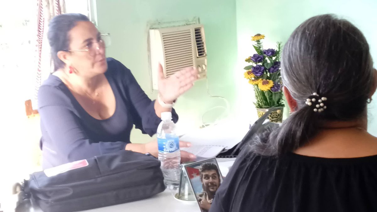 Participamos junto a Yudelkis Ortiz Barceló, Primera Secretaria del Partido en #ProvinciaGranma en evaluación con cuadros del Partido en el municipio de #Campechuela de los compromisos asumidos a partir de los acuerdos del XI Pleno del Comité Central del Partido. #CubaEstáFirme