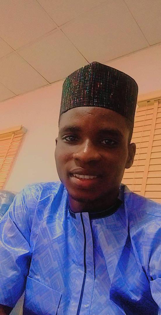 fattylincorn_01's tweet photo. Warning: Alleged Scam by Pelumi Julius Olusola, Formerly of You Fit Fly Travel Agency

Oyeniyi, a desperate Nigerian seeking greener pastures, fell victim to a ruthless scam orchestrated by Pelumi Julius Olusola, a former employee of You Fit Fly travel agency.

Unbeknownst to Oyeniyi, Pelumi had left You Fit Fly two years ago. Pelumi, leveraging his acquaintance with Oyeniyi and still representing himself as associated with You Fit Fly, promised a Poland working visa package. He collected money in tranches: