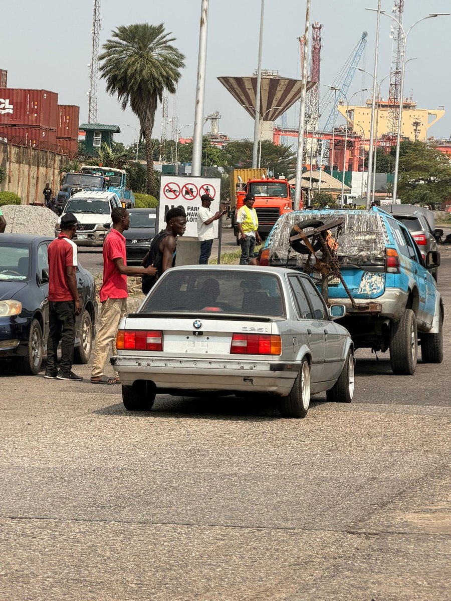 Sad to see how my classic BMW E30 arrived in Nigeria from Canada. Shipped it 'run and drive' now it won't start, the back bumper is smashed, front grill and the stereo was stolen. 💔 Sallaum Lines, you need to do better at protecting our cars! This is not acceptable.