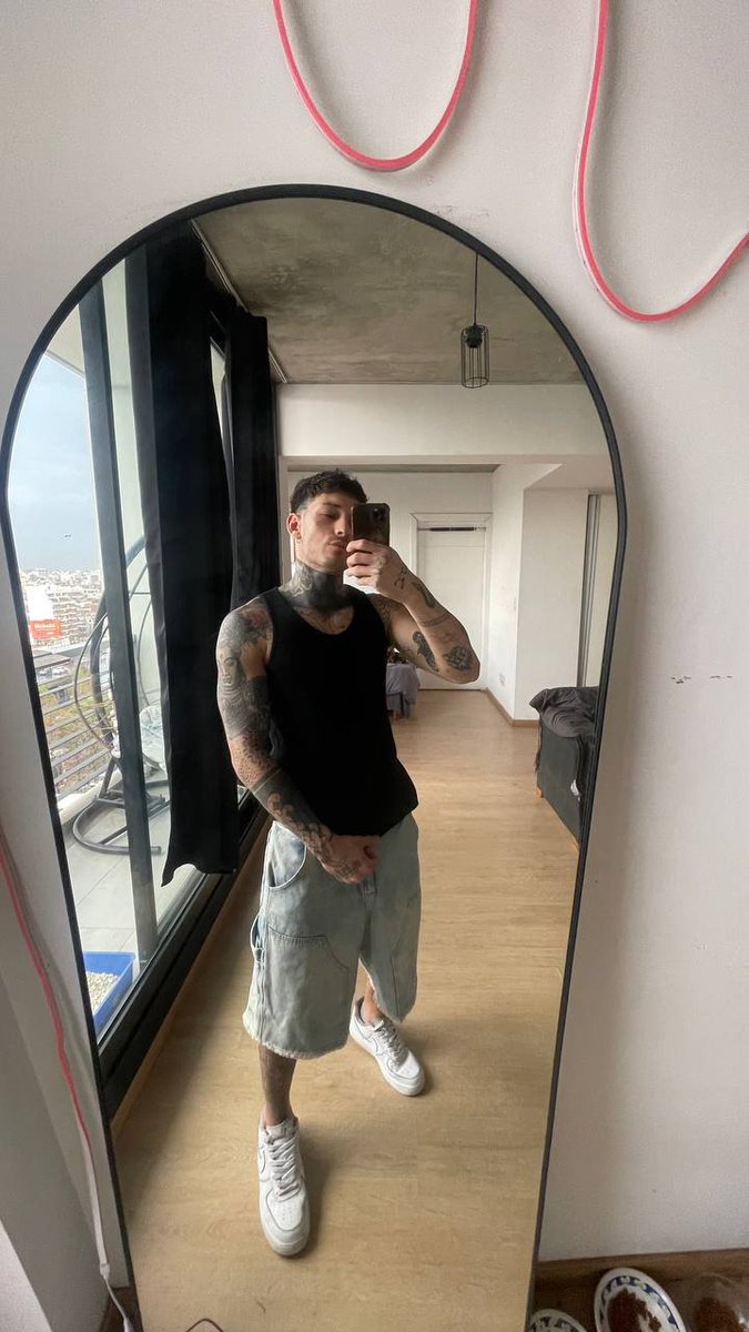 primeZeke52's tweet photo. Clean lines, quiet space, loud thoughts. 🖤

Yeah… there’s more where this came from. Link’s not hard to find.👆 https://t.co/W924LVew3R