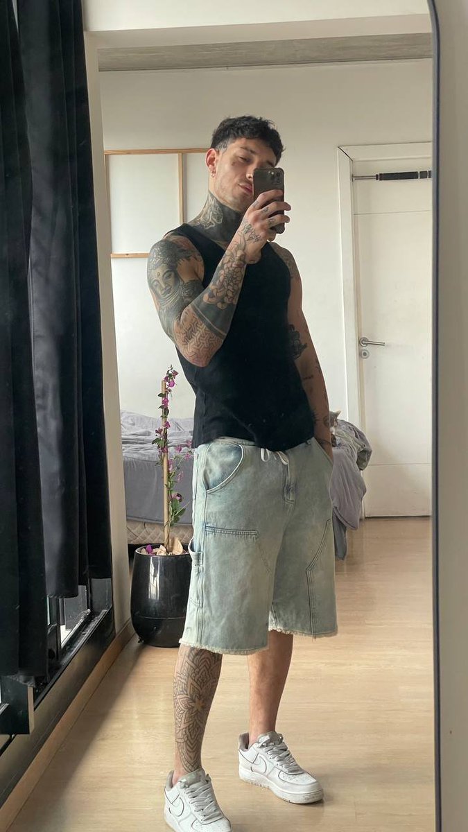 primeZeke52's tweet photo. Clean lines, quiet space, loud thoughts. 🖤

Yeah… there’s more where this came from. Link’s not hard to find.👆 https://t.co/W924LVew3R