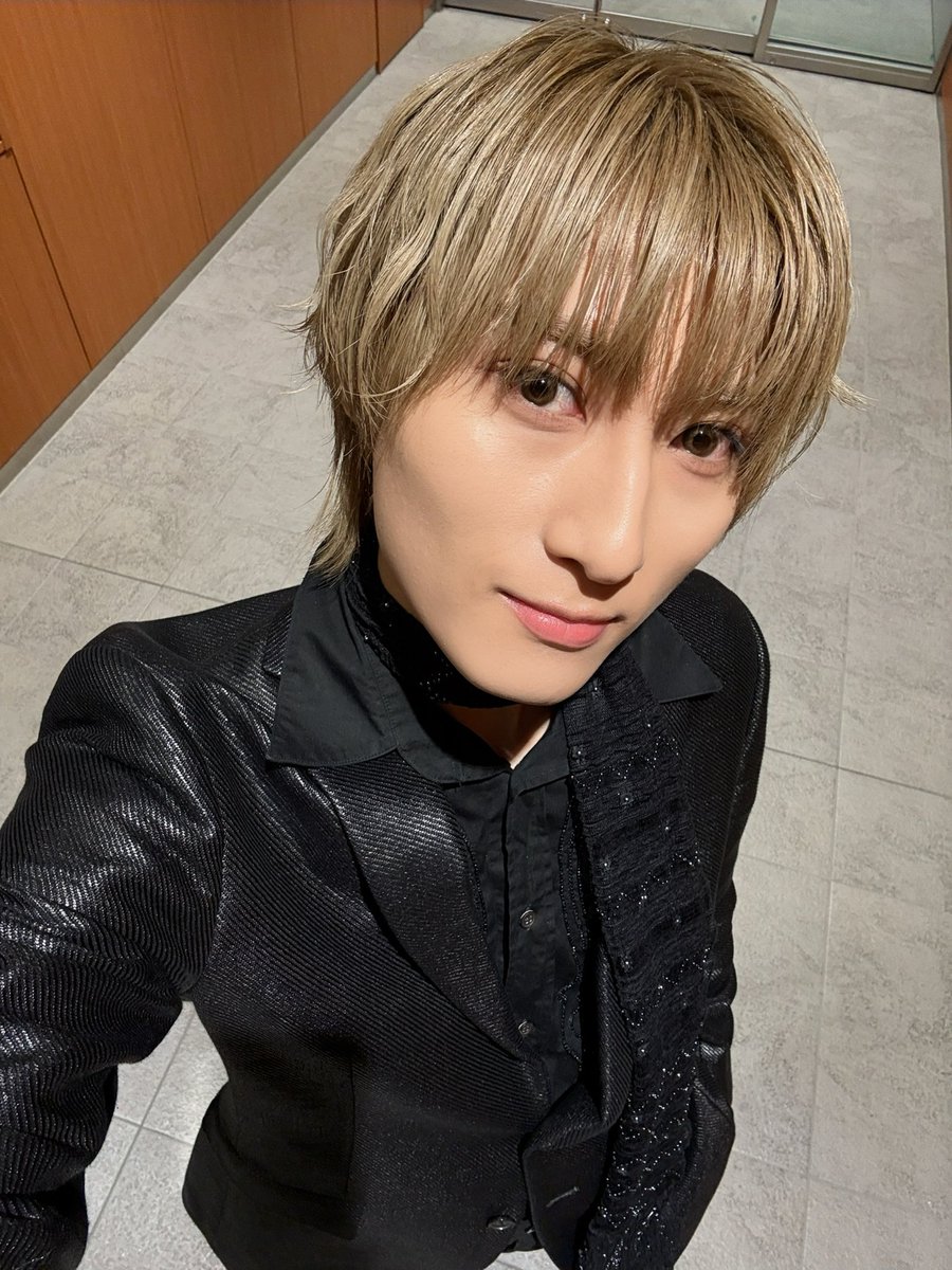 hayate_i_1012's tweet photo. リリイベお台場ありがとうございました

夜のダイバーシティ綺麗でした✨

#SD_Breakoff https://t.co/N1SQb3keGM