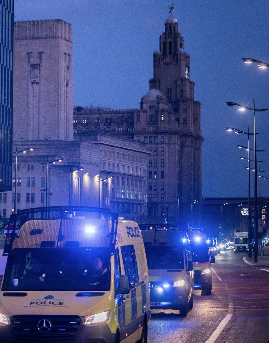 Mersey Police Dogs tweet media