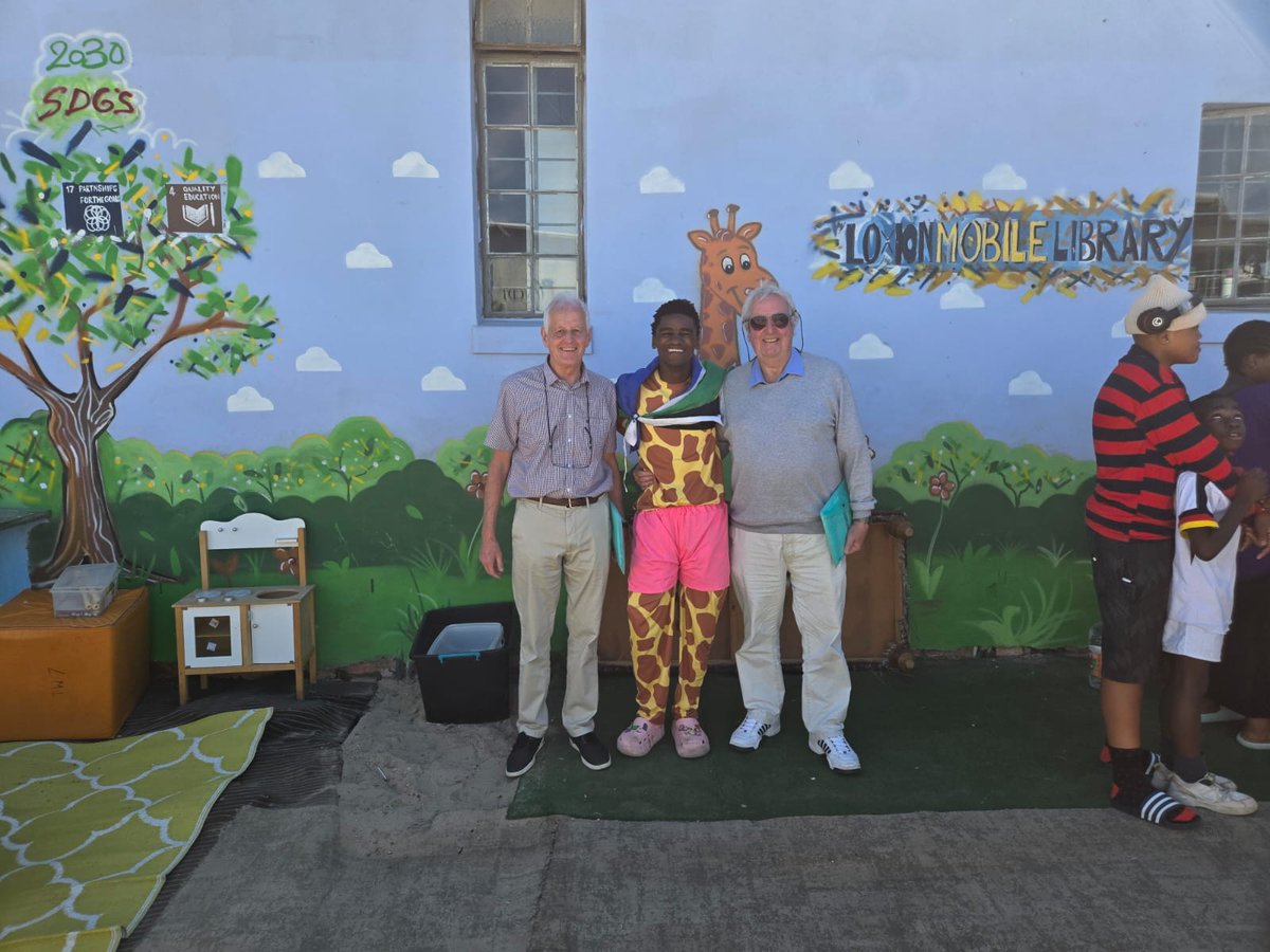Loxion_Library's tweet photo. 🌍📚 Grateful for Global Partnerships!
A big thank you to the Jim Joel Foundation for visiting Loxion Mobile Library this week, introduced to us by our wonderful partners at True North in Vrygrond. 🙏
#LoxionMobileLibrary
#KykaTheReadingGiraffe
#ReadingCulture
#AfricaRising 📚🌍 https://t.co/51504boFcG