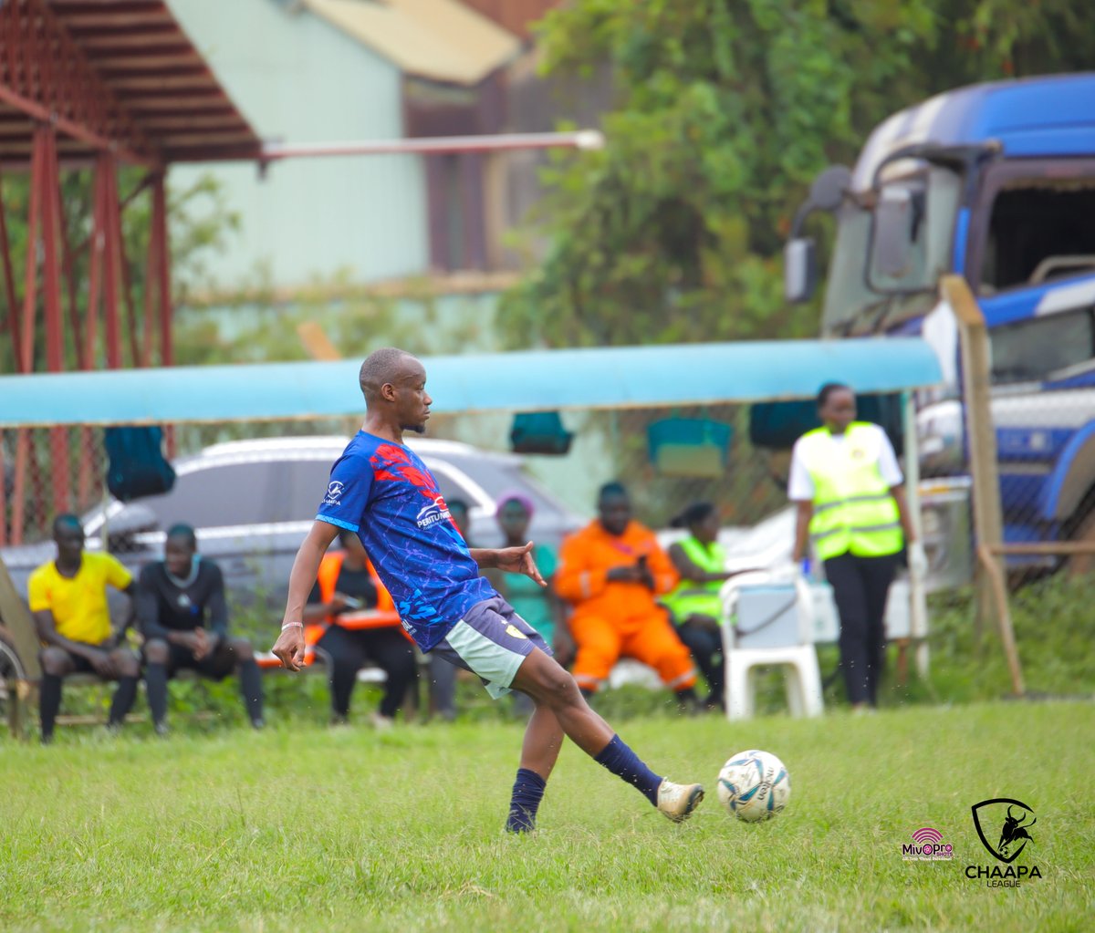 FC_Karasande's tweet photo. Mr. Rubaneisa gave us the only goal as we played our season opener of @ChaapaLeague sn.11 

We lost to @FCKyangabukama 🥲
#ShanaBakiibe https://t.co/d9gtya5DdK