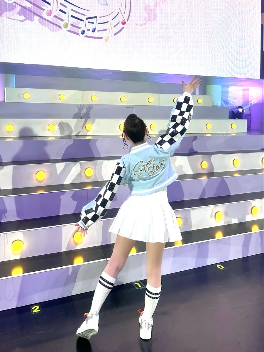 背中の刺繍の文字見えたかな！💫
とーーーっても素敵なんです...✨
#lovelive #Liella!