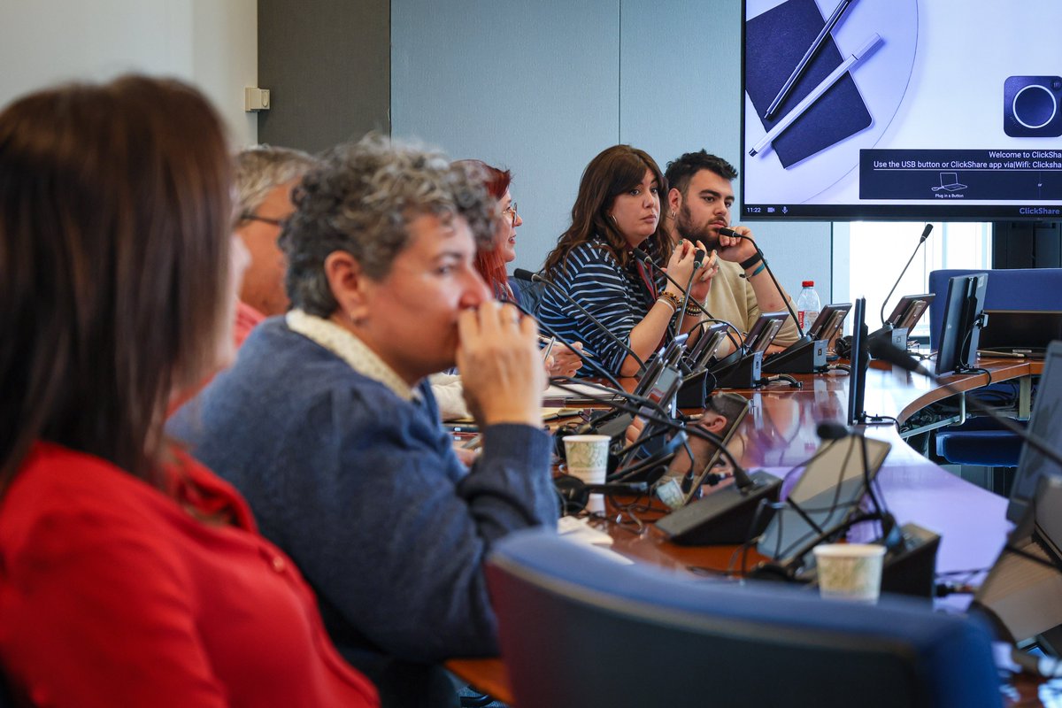 Diana Riba i Giner tweet media