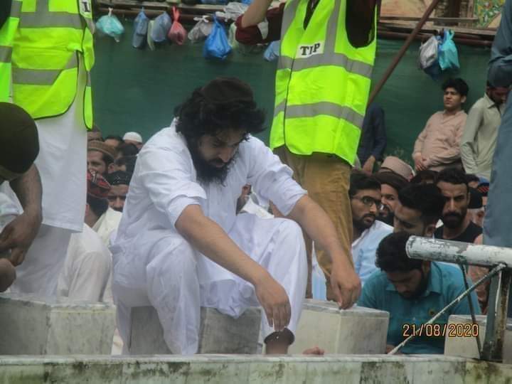 ہم نے سچ بول کر سلطنتیں ہلا دیں
اسی لیے ہمیں خاموش کرانا ضروری سمجھا گیا

#امریکہ_کی_غلامی_نامنظور