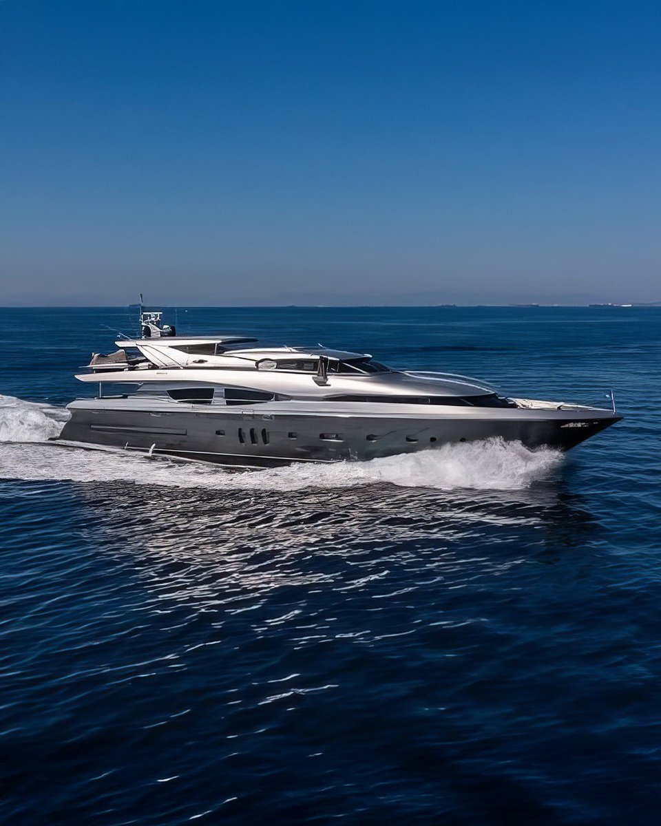 IYC Yachts tweet media