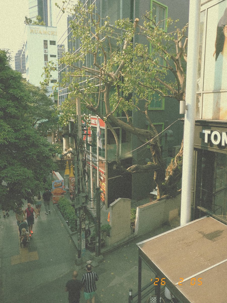 cosmo0406's tweet photo. bangkok / xhalf
#xhalf
#Fujifilm 
#バンコク https://t.co/apzIgLzxEC