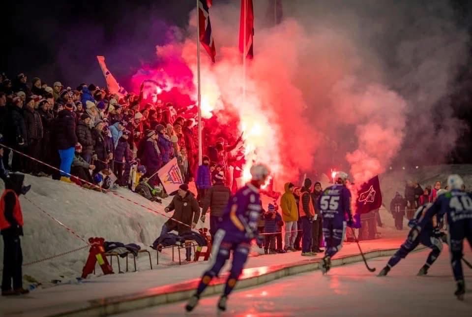 Lars_Lob's tweet photo. Lørdag 18:00💙👊🏻 https://t.co/8f4igxkBqq