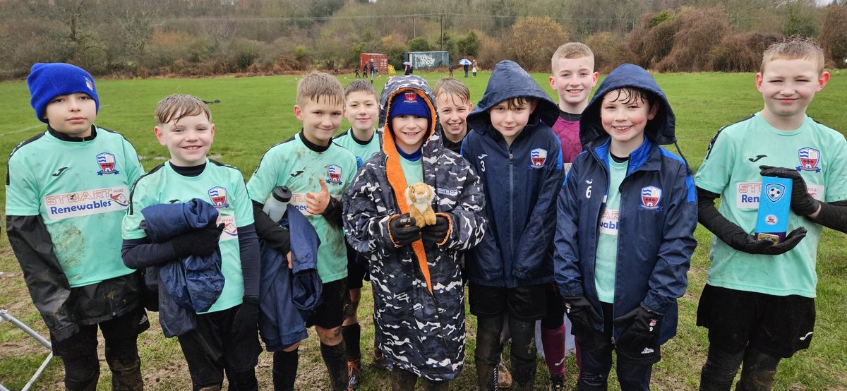 💙⚽️ Into the final of the Monarch Cup for our under 10s 🤩 despite the conditions, the boys absolutely smashed it with a very dominating win! The whole team got players of the week from the parents and Harry got coaches player  ⚽️we can’t wait to see you in the final 💙