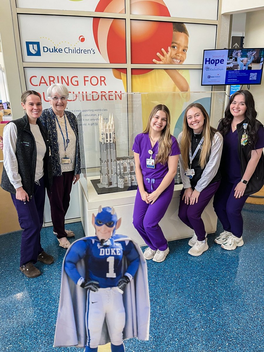 WorkingatDuke's tweet image. Devlin, the Working@Duke Correspondent – a flat, cut-out companion who joins Duke staff and faculty at work and beyond – visits Lesley Stanford and her colleagues at @Duke_Childrens.

Want Devlin to visit you? bit.ly/DevlinOnAssign…

#DevlinOnAssignment #WorkingAtDuke
