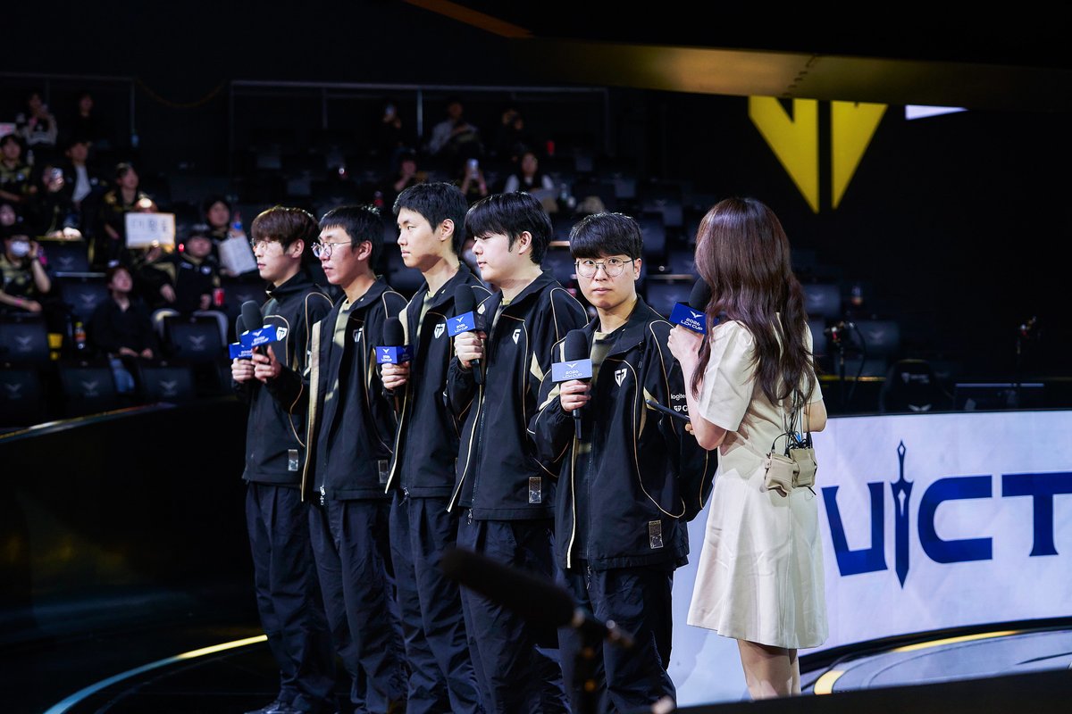 Hotspawn LoL tweet media